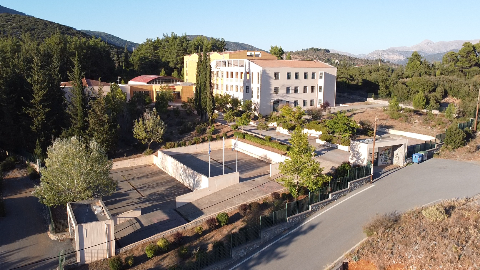 Faculty of Economics and Technology Tripolis 22132 Greece